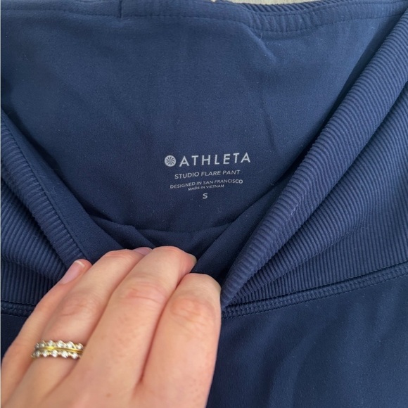 ATHLETA Studio Flare Pant Navy Blue Size Small - Picture 7 of 7